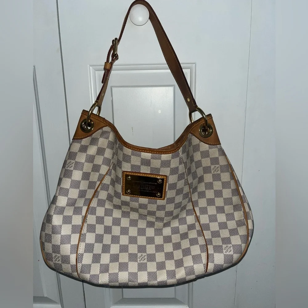 Authentic Vuitton Galliera PM Hobo bag